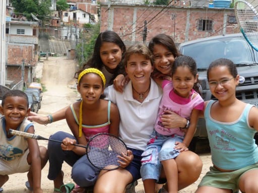 14- Gwen & Kids